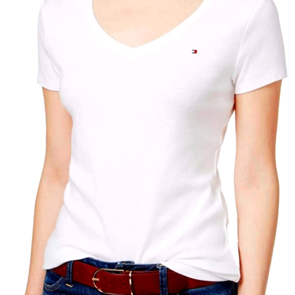 Tommy Hilfiger Tops - Tommy Hilfiger White Everyday Top